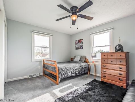 812 Joel Circle Louisville OH 44641