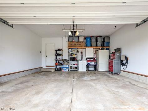 812 Joel Circle Louisville OH 44641