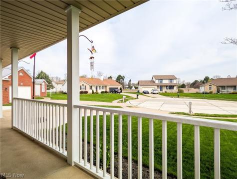 812 Joel Circle Louisville OH 44641