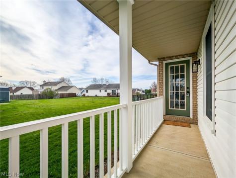812 Joel Circle Louisville OH 44641