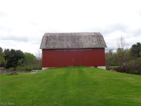 3303 Akins Road North Royalton OH 44133
