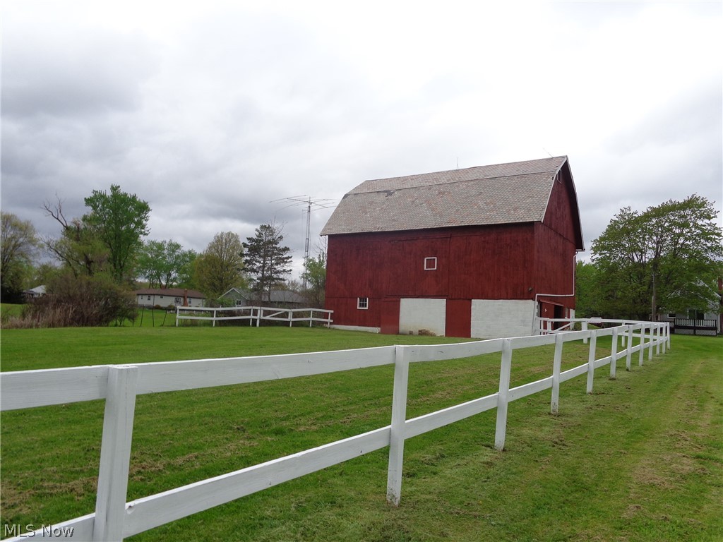 3303 Akins Road North Royalton OH 44133
