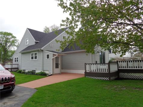 3303 Akins Road North Royalton OH 44133