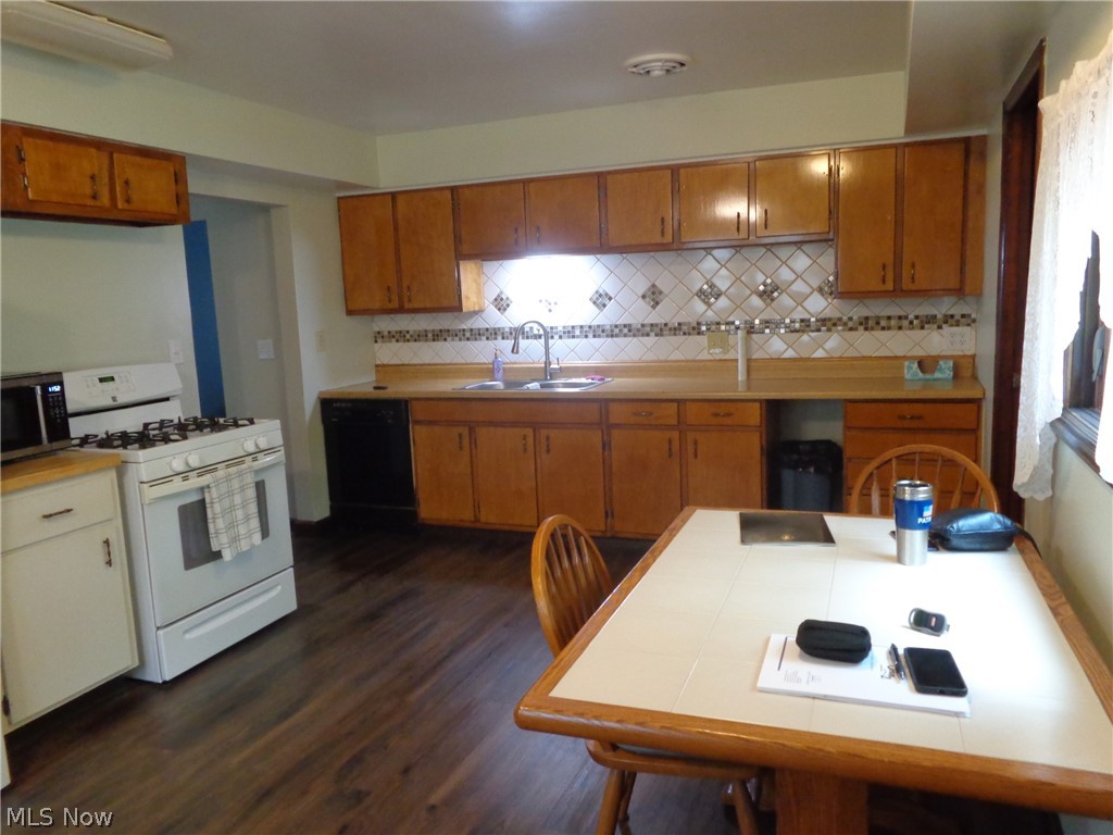 3303 Akins Road North Royalton OH 44133