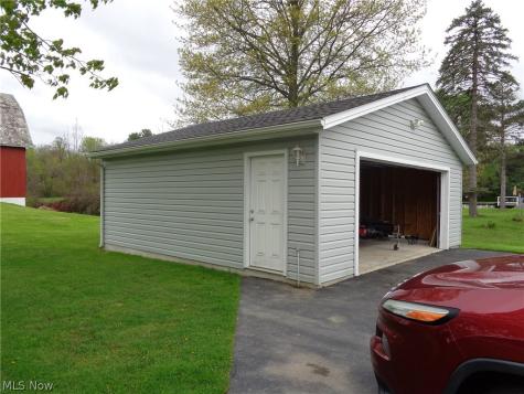 3303 Akins Road North Royalton OH 44133