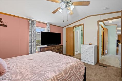 19 Brookins Drive Olmsted Falls OH 44138