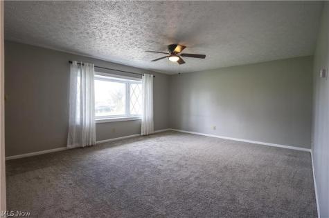 6751 Oakwood Road Parma Heights OH 44130