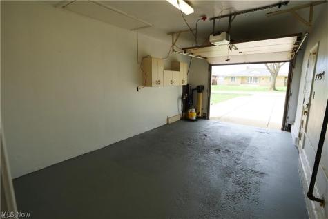 6751 Oakwood Road Parma Heights OH 44130