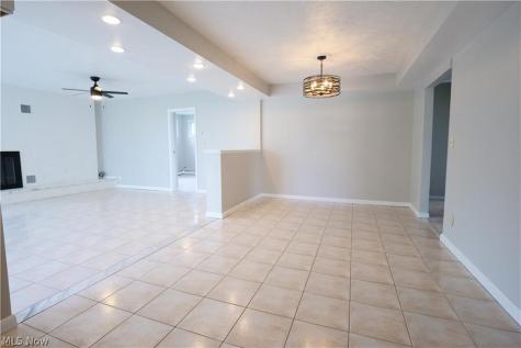 6751 Oakwood Road Parma Heights OH 44130