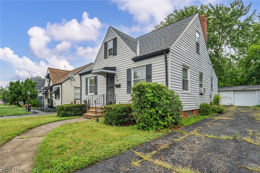 3965 E 177th Street Cleveland OH 44128