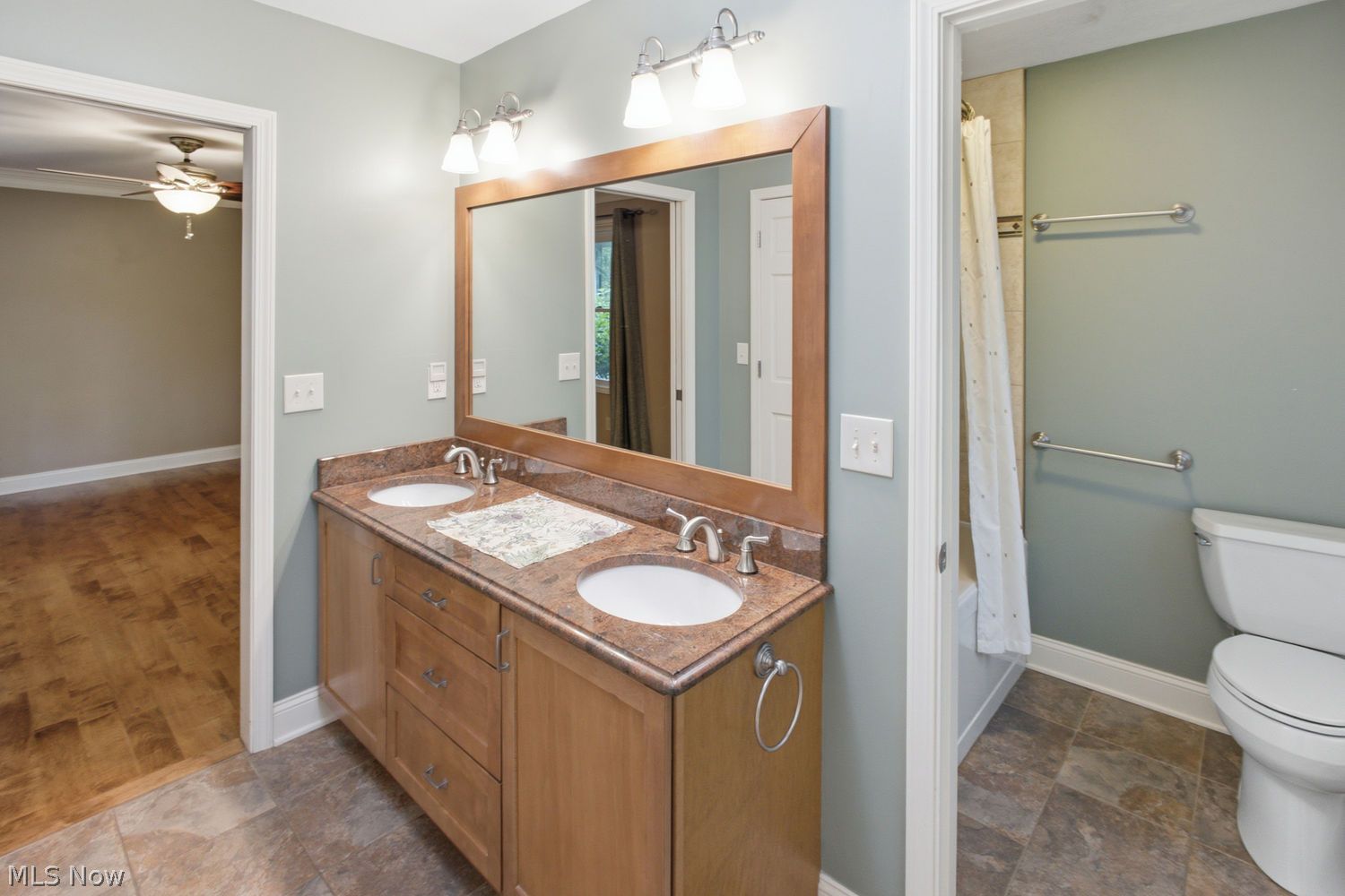 107 Silver Springs Trail Chagrin Falls OH 44022