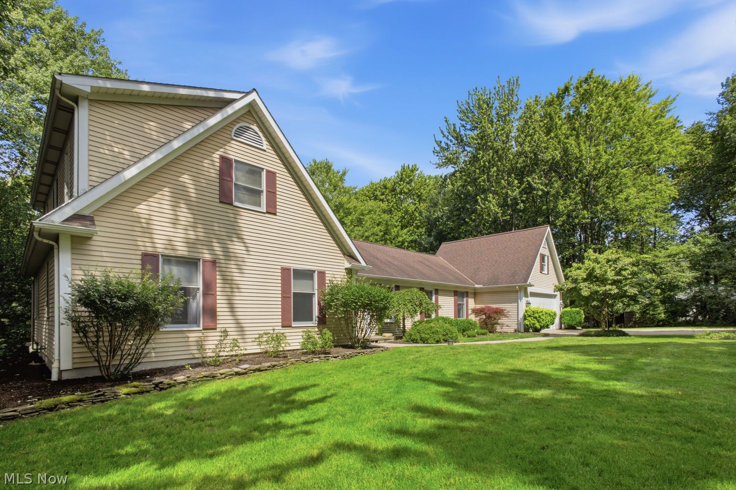 107 Silver Springs Trail Chagrin Falls OH 44022