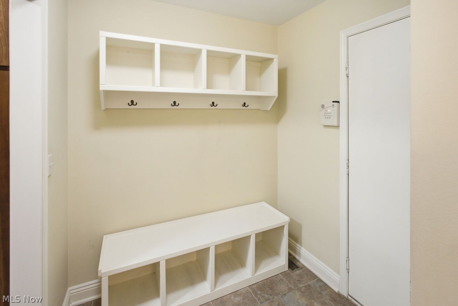 107 Silver Springs Trail Chagrin Falls OH 44022