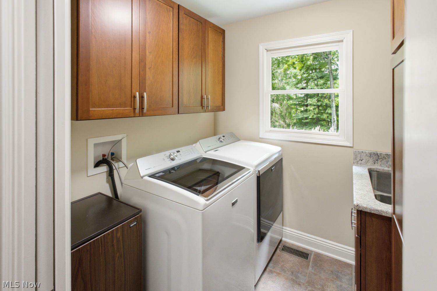107 Silver Springs Trail Chagrin Falls OH 44022