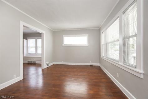 1539 Maplegrove Road South Euclid OH 44121
