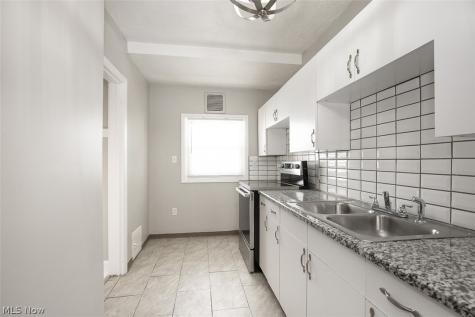 1539 Maplegrove Road South Euclid OH 44121
