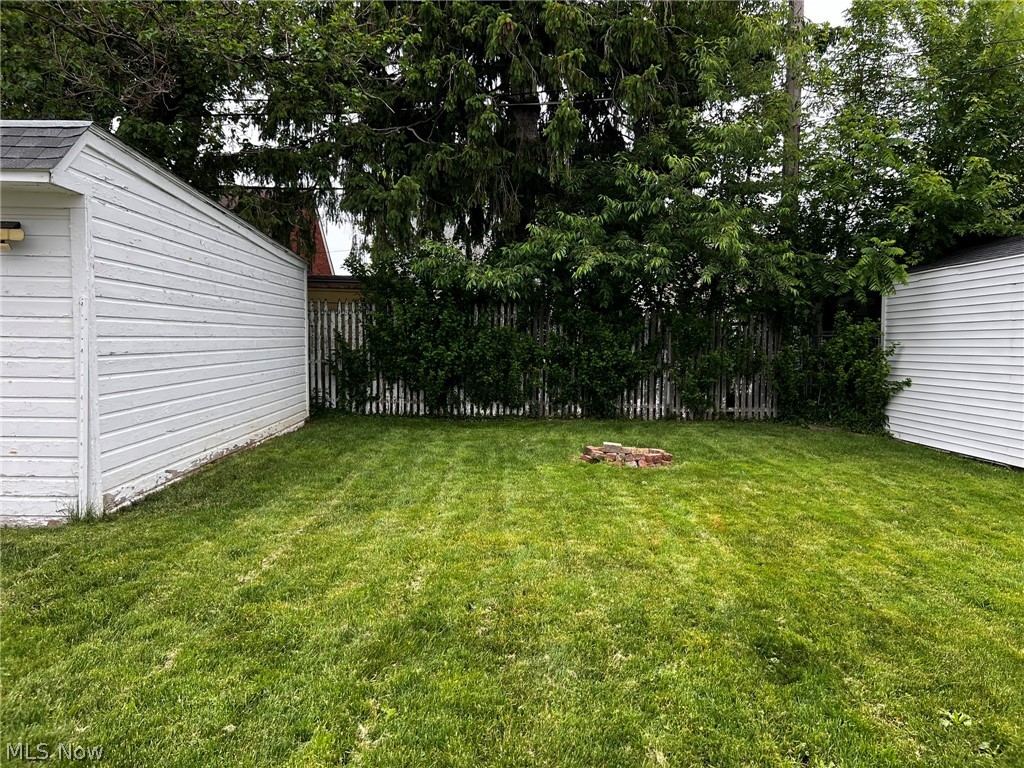 7618 Wooster Parkway Parma OH 44129