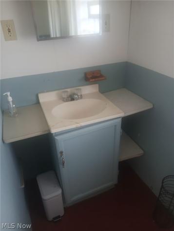 18658 Abby Avenue Euclid OH 44119