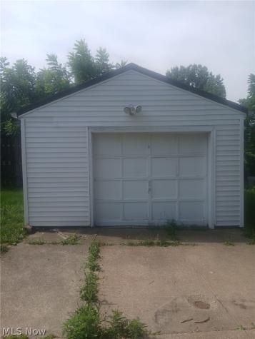 18658 Abby Avenue Euclid OH 44119