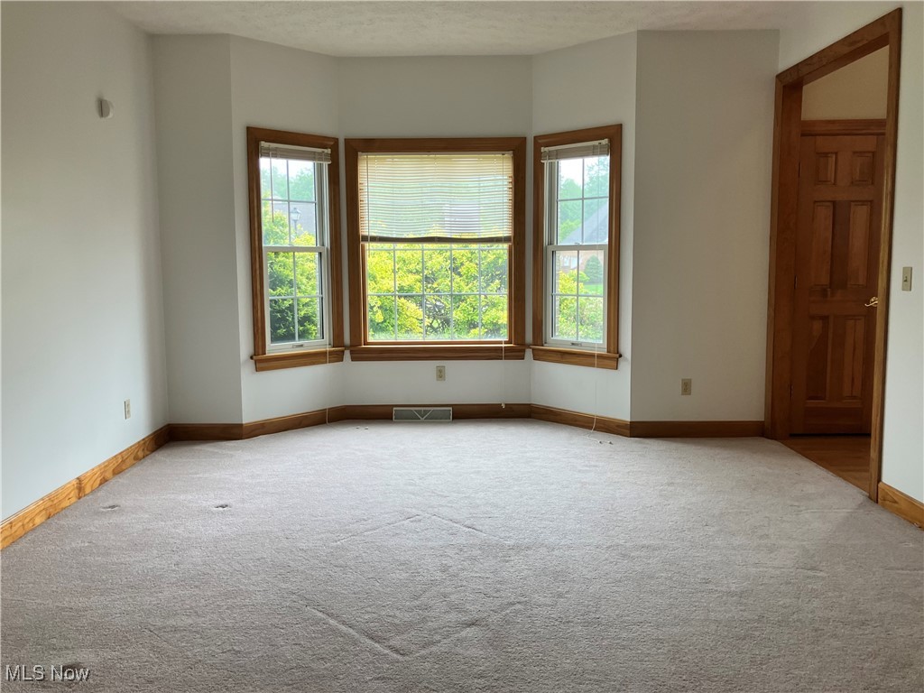 1254 Maxfli Drive Akron OH 44312