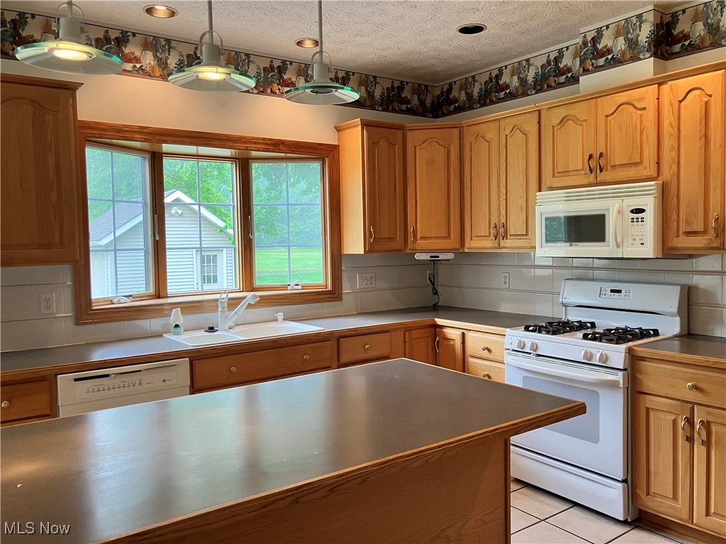 1254 Maxfli Drive Akron OH 44312