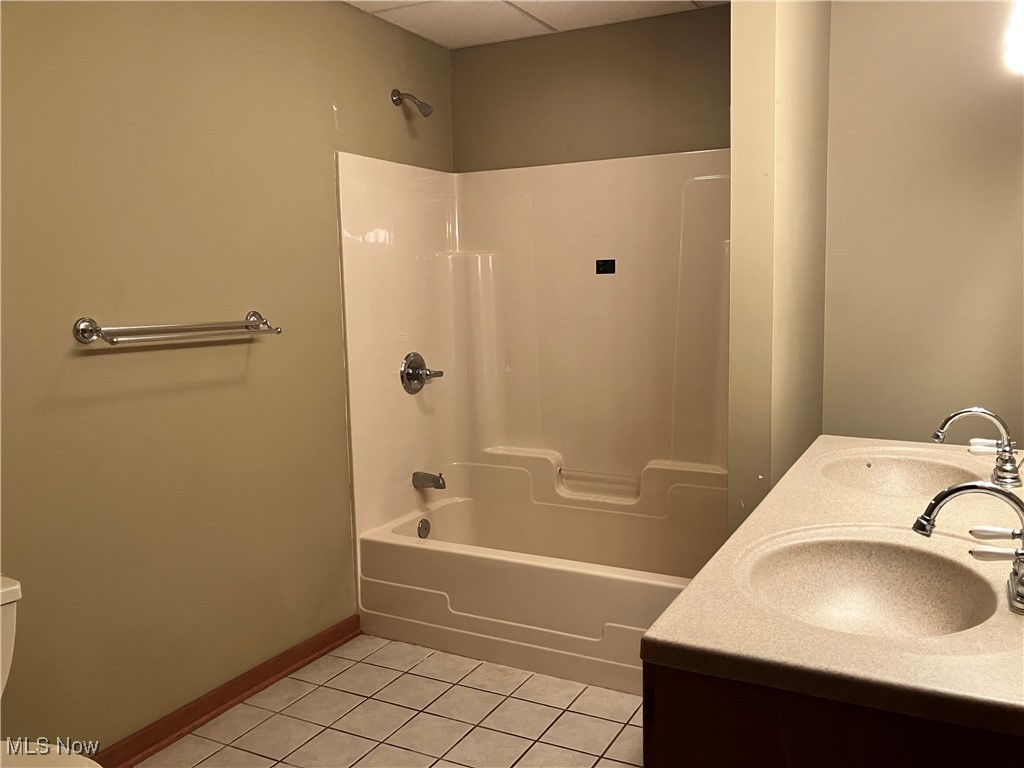 1254 Maxfli Drive Akron OH 44312