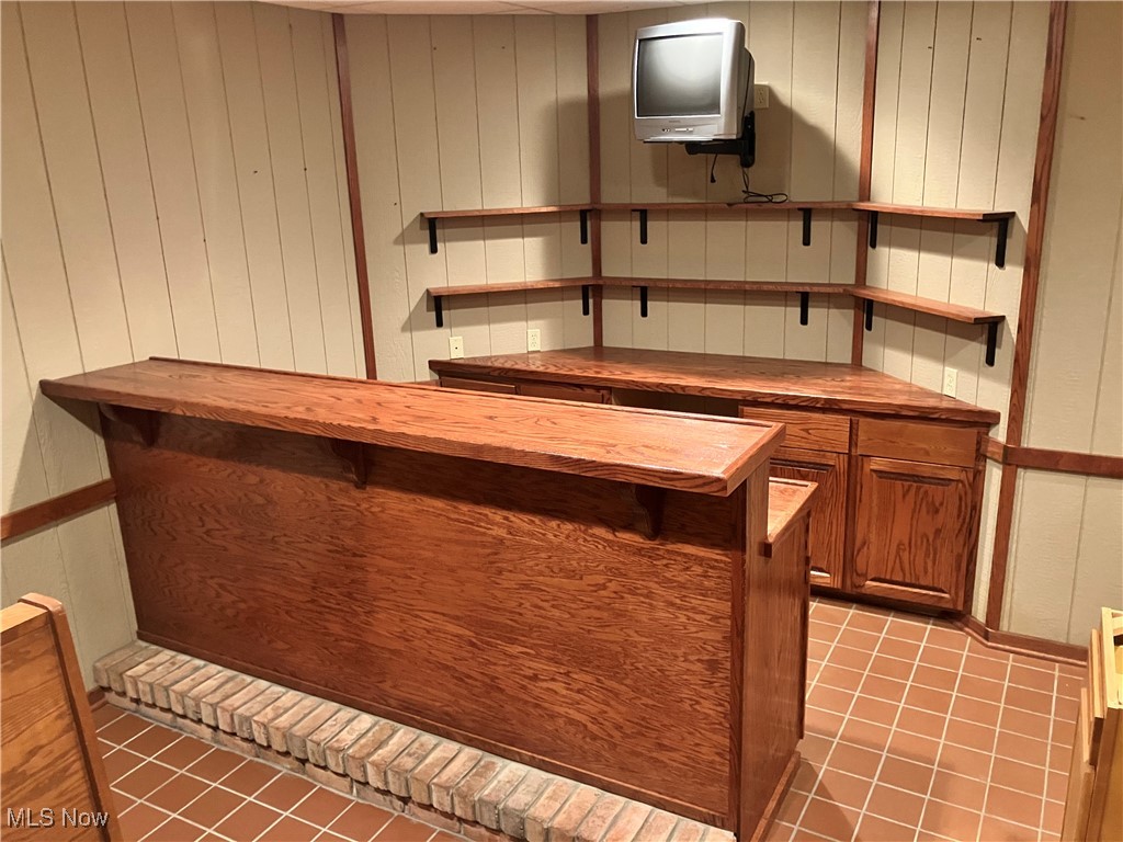 1254 Maxfli Drive Akron OH 44312