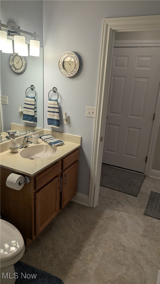 7639 Falling Leaf Drive Seven Hills OH 44131