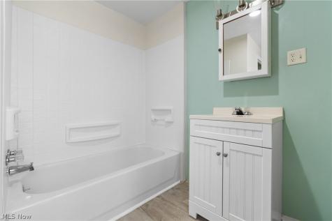 2523 Sherr Avenue SE Canton OH 44707