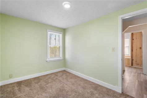 2523 Sherr Avenue SE Canton OH 44707