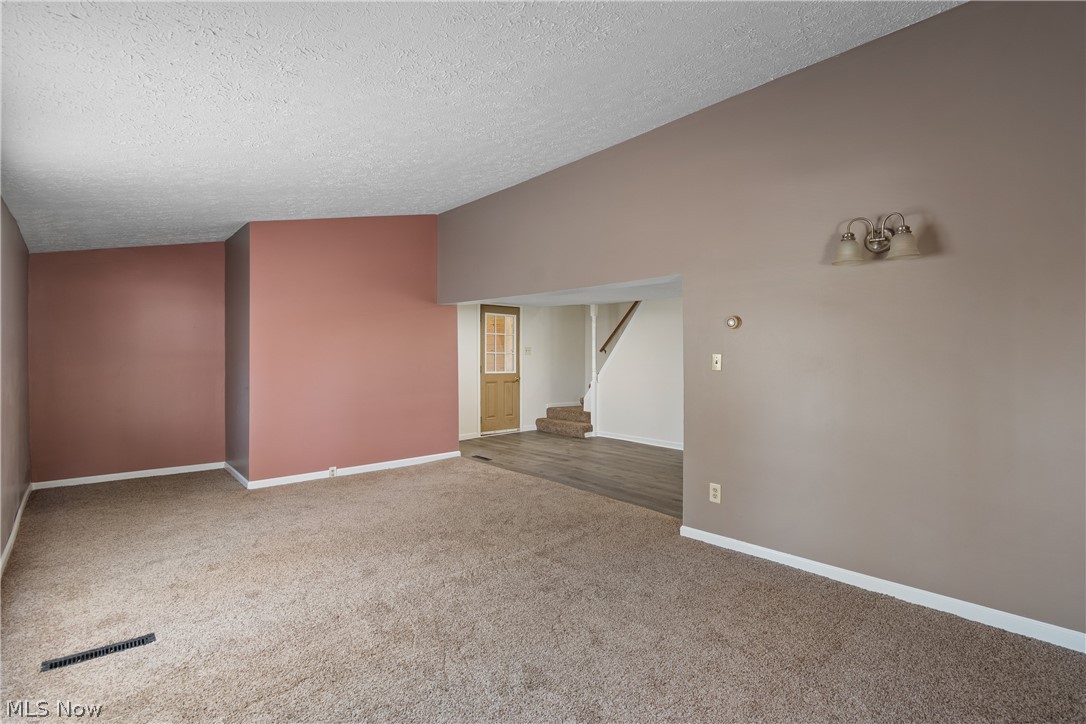 2523 Sherr Avenue SE Canton OH 44707