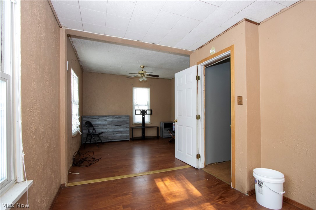 2106 Indiana Way NE Canton OH 44705