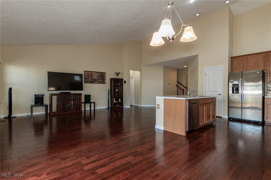 3331 Shale Drive Twinsburg OH 44087