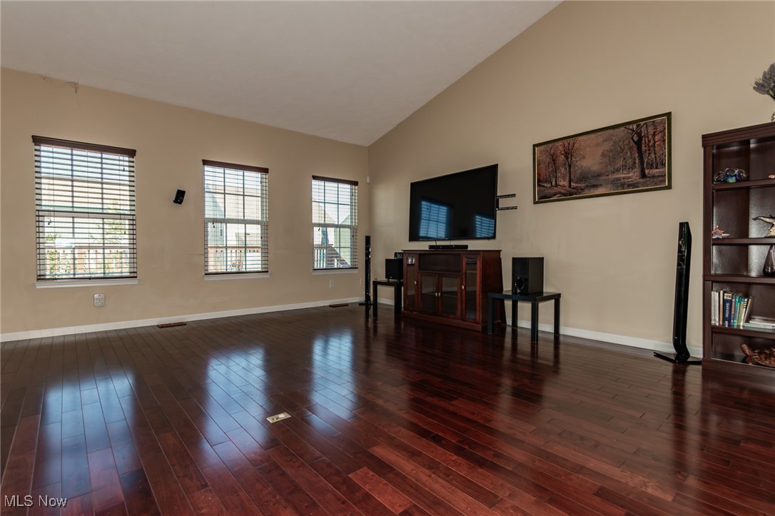 3331 Shale Drive Twinsburg OH 44087