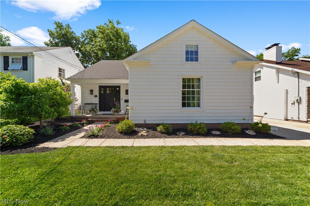 19125 E Shoreland Avenue Rocky River OH 44116