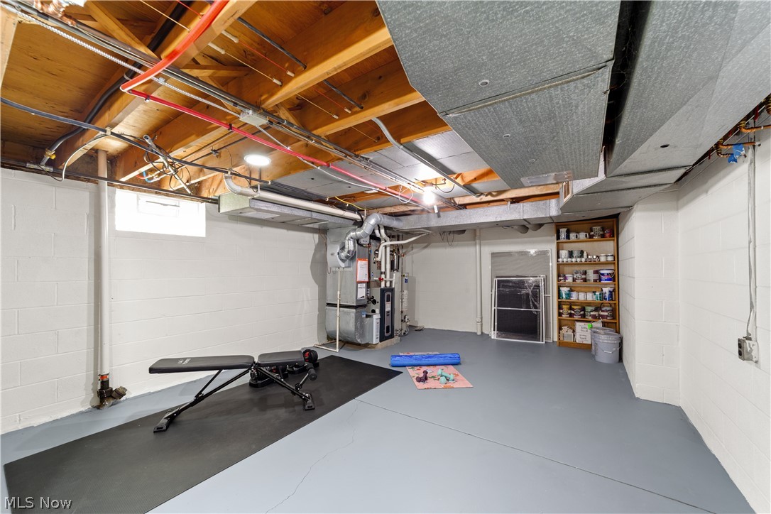 19125 E Shoreland Avenue Rocky River OH 44116