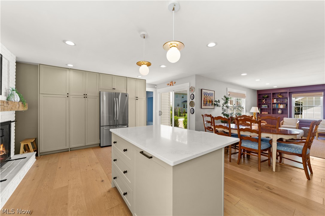 19125 E Shoreland Avenue Rocky River OH 44116