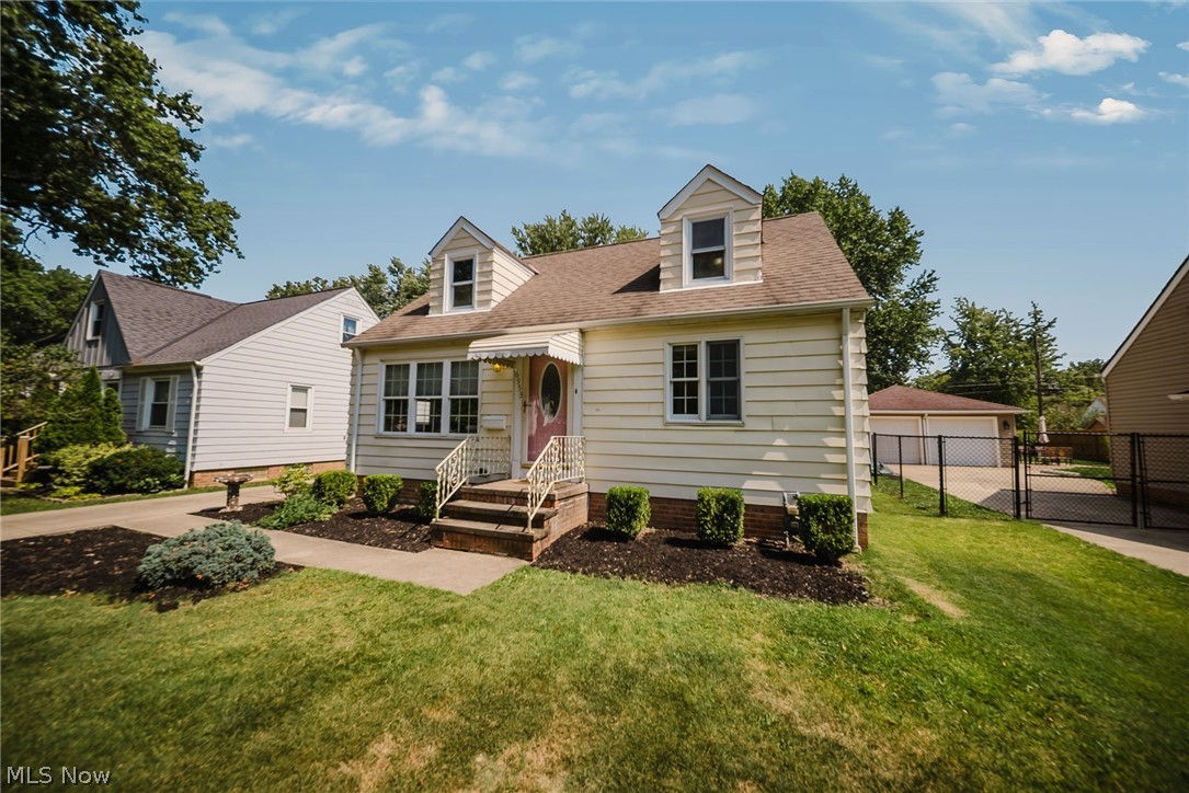 6953 Greenleaf Avenue Parma Heights OH 44130