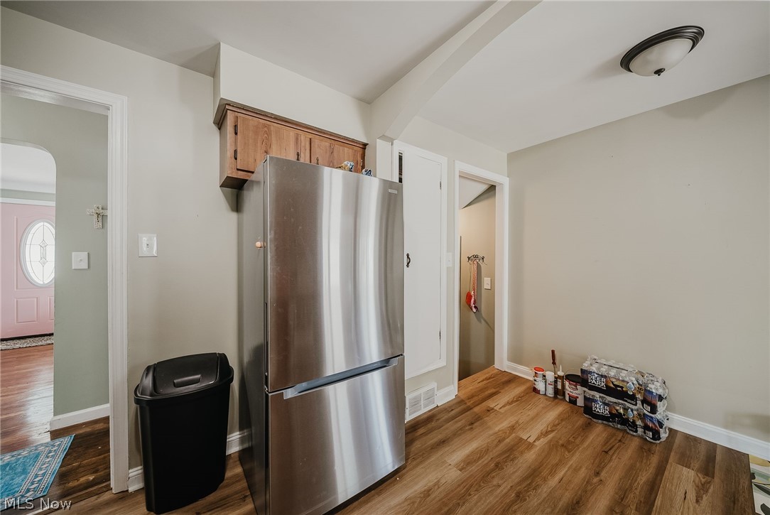 6953 Greenleaf Avenue Parma Heights OH 44130