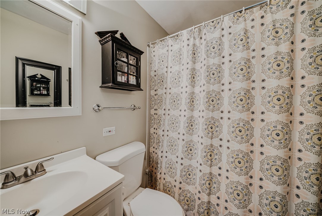 6953 Greenleaf Avenue Parma Heights OH 44130