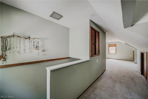 6953 Greenleaf Avenue Parma Heights OH 44130