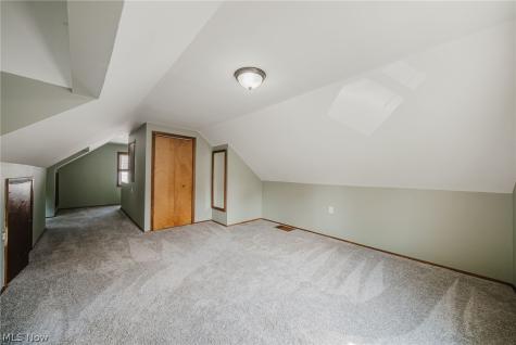 6953 Greenleaf Avenue Parma Heights OH 44130