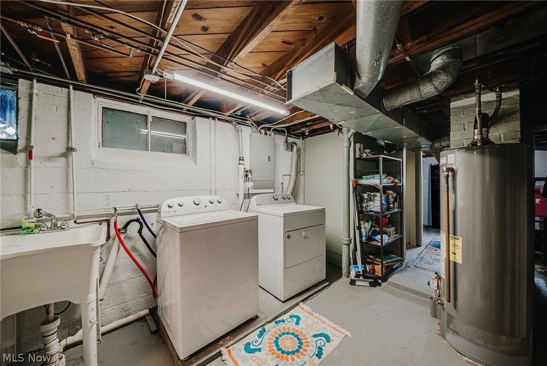 6953 Greenleaf Avenue Parma Heights OH 44130