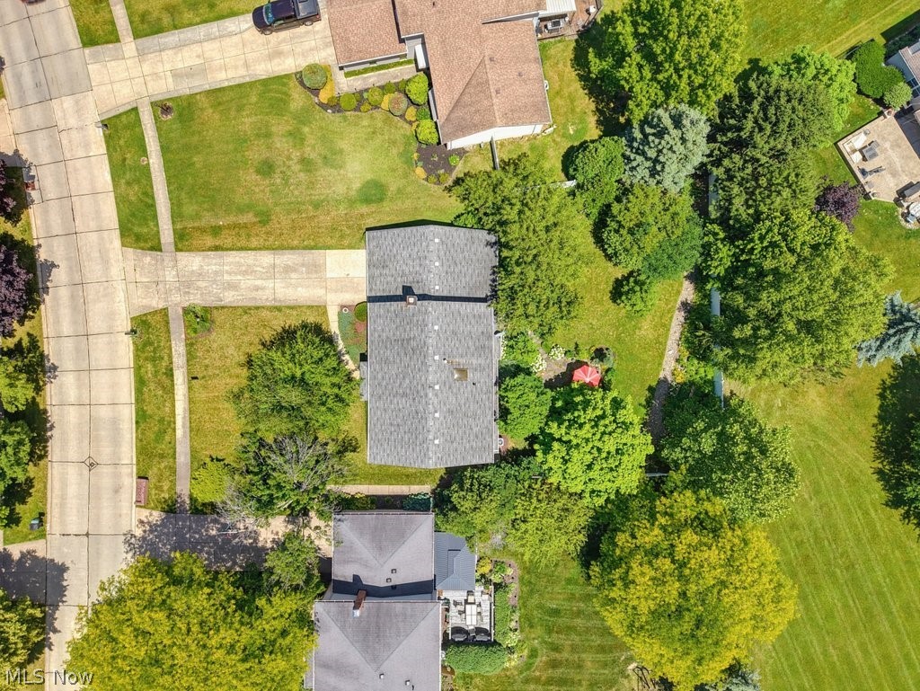 18925 Stony Point Drive Strongsville OH 44136