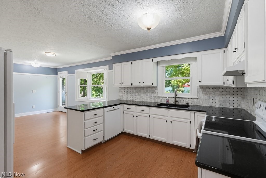 18925 Stony Point Drive Strongsville OH 44136