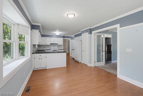 18925 Stony Point Drive Strongsville OH 44136