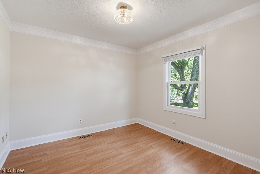 18925 Stony Point Drive Strongsville OH 44136