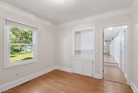 18925 Stony Point Drive Strongsville OH 44136