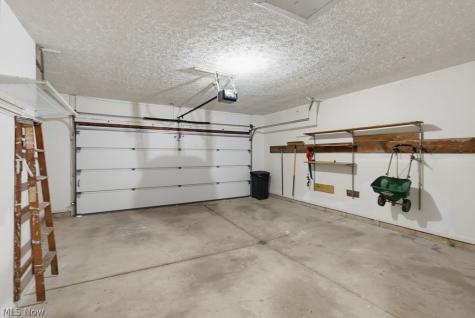 18925 Stony Point Drive Strongsville OH 44136