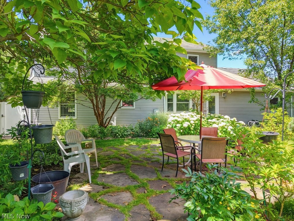 18925 Stony Point Drive Strongsville OH 44136